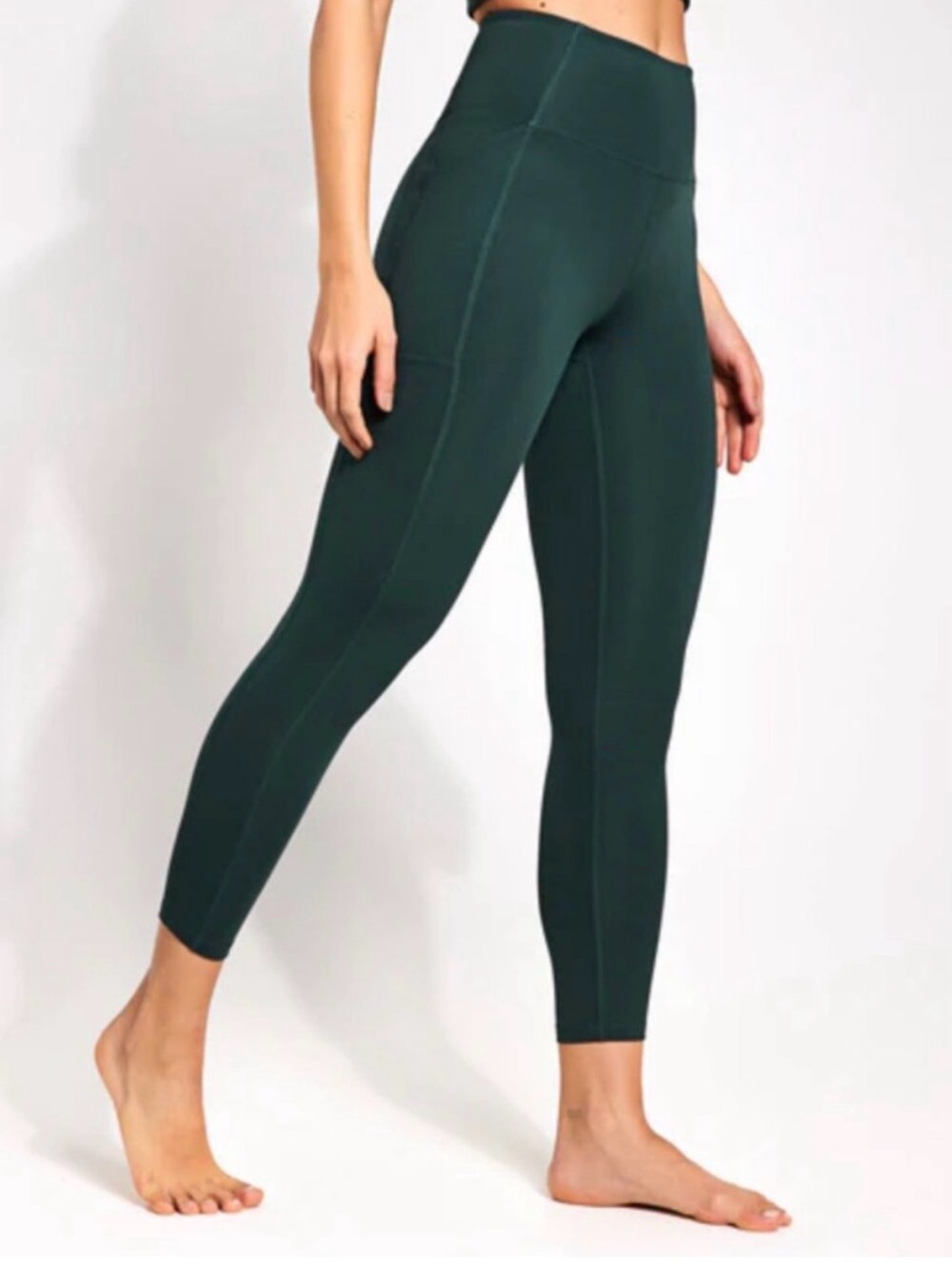 Girlfriend Collective Women’s Pocket Leggings in Forest Green